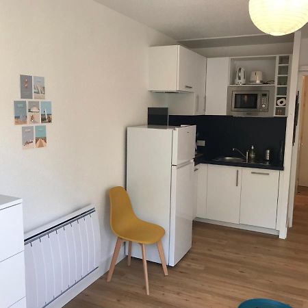 Studio Les Petrels Avec Terrasse Et Jardinet A 2 Pas De La Plage ポミシェ エクステリア 写真