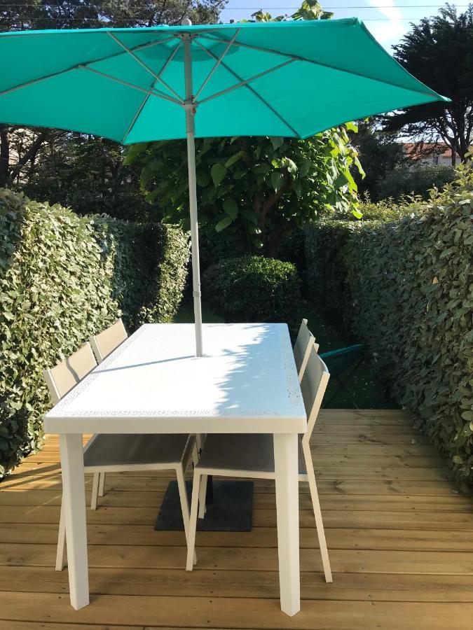 Studio Les Petrels Avec Terrasse Et Jardinet A 2 Pas De La Plage ポミシェ エクステリア 写真